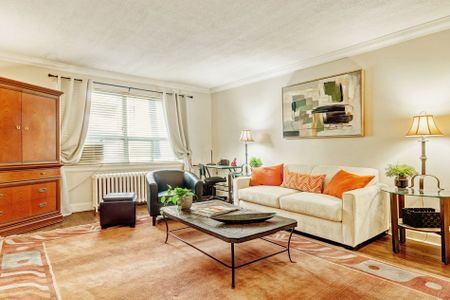 For Lease - 35 Raglan Avenue Unit# 202, Toronto, Ontario - Photo 2