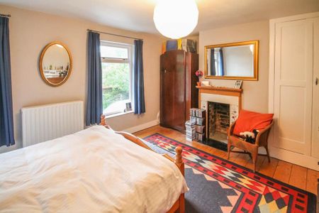 2 bedroom terraced house to rent - Photo 3