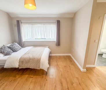 Studio to rent - Photo 5