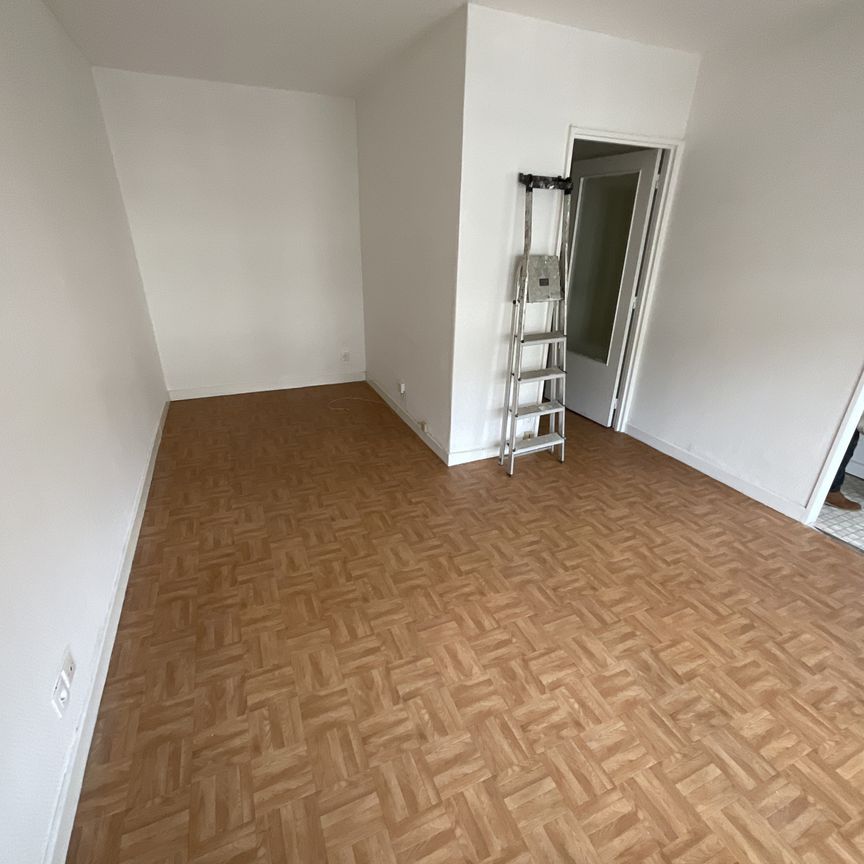 A LOUER - Quartier Avaricum - Studio de 25.28m² - Photo 1