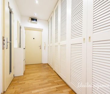 Pronájem bytu 3+kk 56 m2 - Fotografie 2