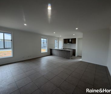 Brand new 4 bedroom home with large yard - Photo 1