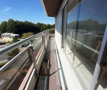 Location Appartement 3 pièces 77m² - Photo 4