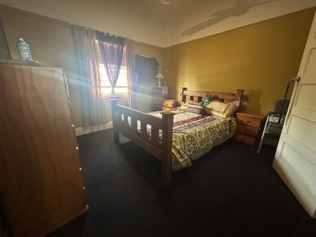 Spacious 2-Bedroom Upper-Level Unit in Prime Ballina Location - Photo 4