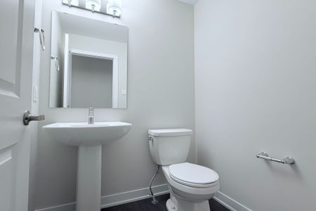 For Lease - 381 Les Emmerson Drive, Barrhaven, Ontario - Photo 4