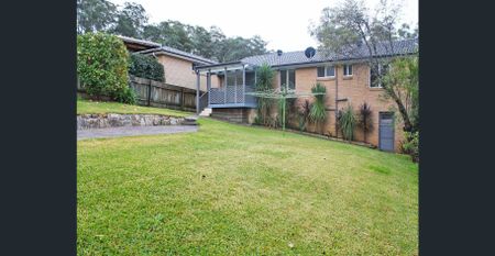 North-Facing Home with Quality Finishes and Spacious Gardens - Photo 5