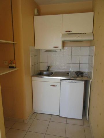 Location appartement t1 bis 2 pièces 29 m² à Rodez (12000) BOURRAN - Photo 4