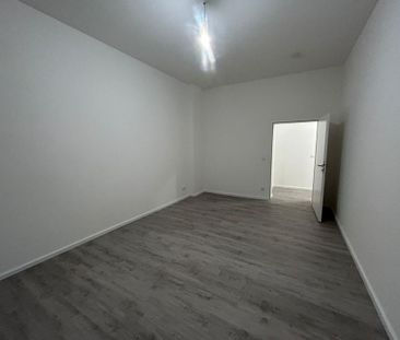 Wohnung mit Wohlfühlcharakter - saniert, moderner Vinylboden, Dusch... - Foto 1