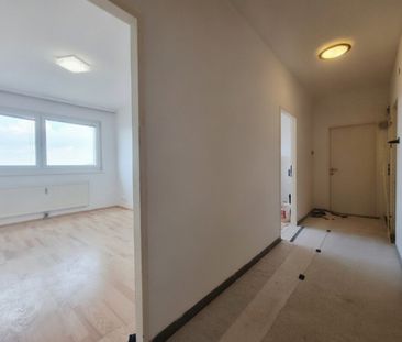 Wohnen über den Dächern der Stadt: 3-Zimmer-Wohnung mit Loggia im 1... - Foto 5