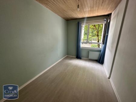 Location Appartement 3 pièces 64m² CRAN GEVRIER 74960 - Photo 2