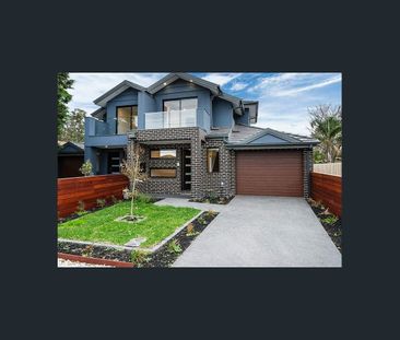 MODERN TOWNHOUSE | CONVENIENT LOCATION! - Photo 5