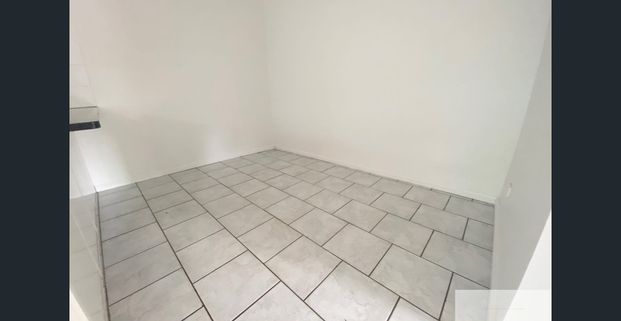 Well Sized Villa in Popular Location - Photo 1