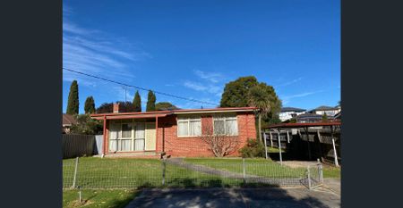 Premium location in the heart of Mount Waverley - Photo 4