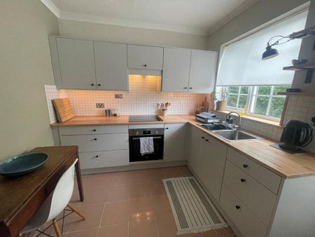 2 bedroom terraced house to rent - Photo 4