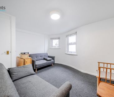 4 bedroom terraced house to rent - Photo 1