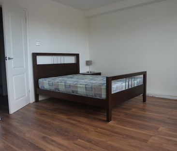 Studio Flat, Harton Lodge, SE8 - Photo 1