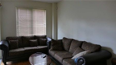 For Lease - 52 Deepcoral Court, Brampton, Ontario - Photo 4
