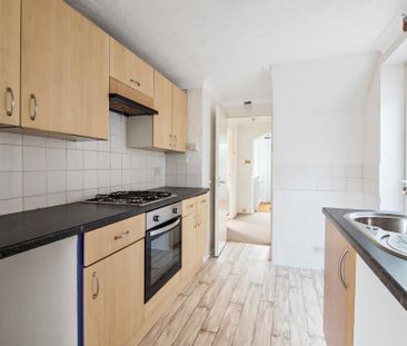 2 bedroom terraced house to rent - Photo 6