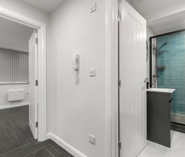 1 bedroom flat to rent - Photo 6
