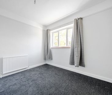 3 bedroom detached house to rent - Photo 3