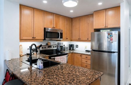 For Lease - 90 Absolute Avenue Unit# 1310, Mississauga, Ontario - Photo 4