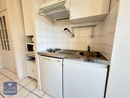 Location Appartement 1 pièce 21m² TOURS 37000 - Photo 2