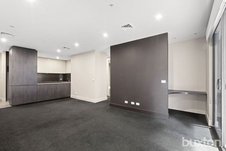 5-Star Luxury in the Southland Precinct - 2 Bedrooms, Bathrooms Plus Study Nook! - Photo 4