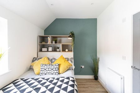 6 bedroom terraced house to rent - Photo 4