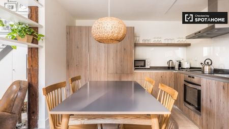 madrid, Community of Madrid 28012 - Photo 5