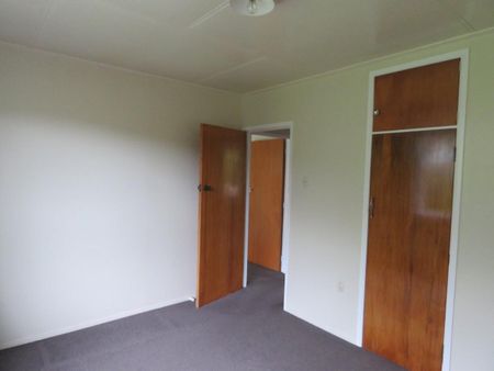 2/19C Junction Street, Welbourn, New Plymouth - Photo 4