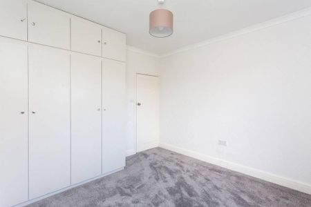 2 bedroom bungalow to rent - Photo 3