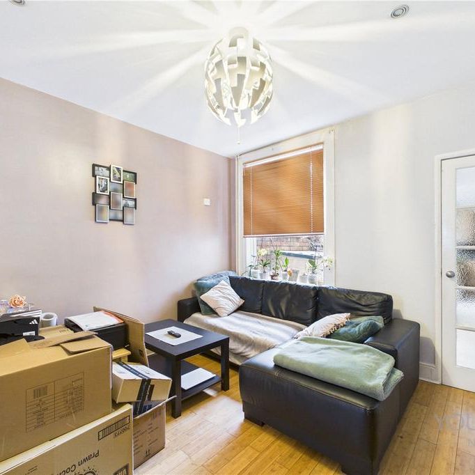 3 bedroom terraced house to rent - Photo 1