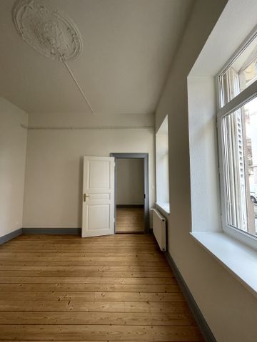 [Le Pin] - Un charmant appartement refait à neuf situé au coeur du Neudorf - Photo 2