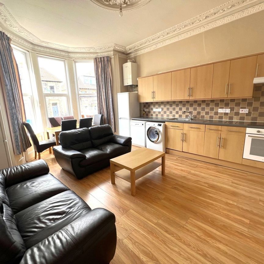 6 Bed Flat, Belvoir Road, BS6 - Photo 1
