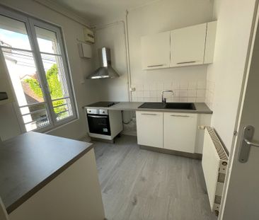 Location Appartement 2 pièces 37m² CHALON SUR SAONE 71100 - Photo 2