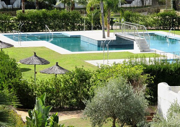 East facing apartment with views of the Bird Sanctuary and the Guadiaro river