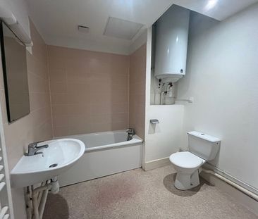 Location Appartement 3 pièces 72m² BESANCON 25000 - Photo 5