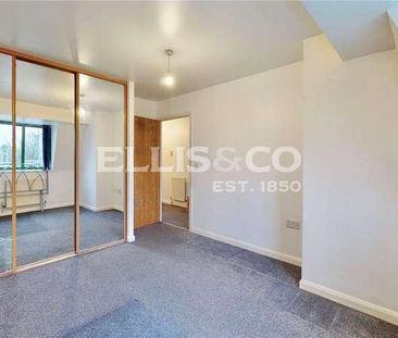 William Perkin Court, Greenford Road, Greenford, UB6 - Photo 2