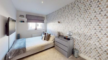 3 bedroom terraced house to rent - Photo 4