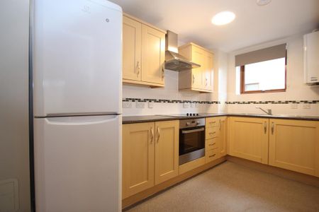 1 bedroom flat to rent - Photo 3