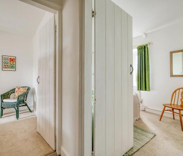 2 bedroom terraced house to rent - Photo 4