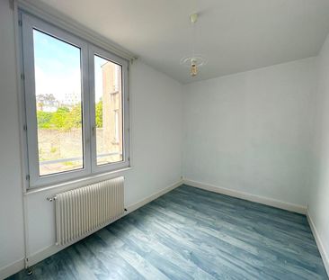Location Appartement 3 pièces 54m² CHERBOURG-EN-COTENTIN 50100 - Photo 4