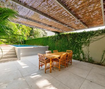 Moradia de Luxo com piscina para arrendamento no centro de Cascais - Photo 2