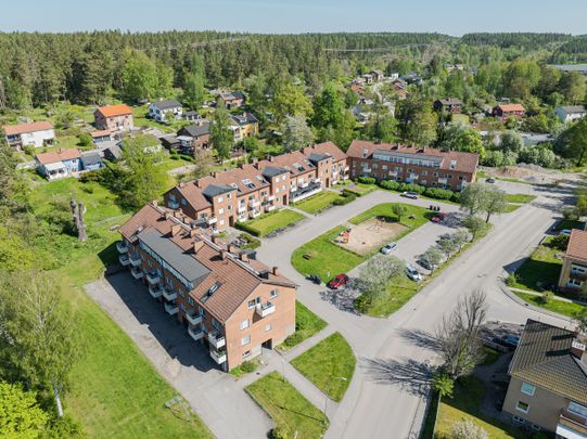 Kraftkärrsvägen 15 B - Photo 1