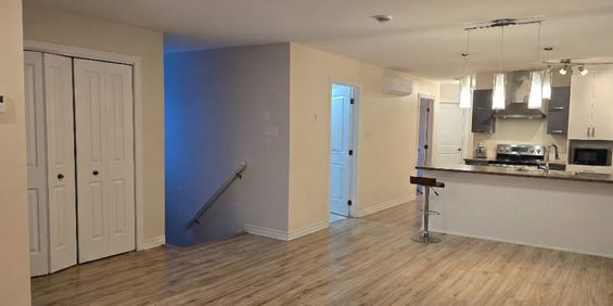 5½ Au Dernier étage - Photo 3