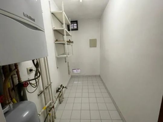 Ruim appartement met één slaapkamer rustig gelegen centrum Geel! - Photo 1