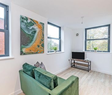 3 bedroom apartment to rent - Photo 2