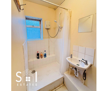 4 bedroom terraced house to rent - Photo 6