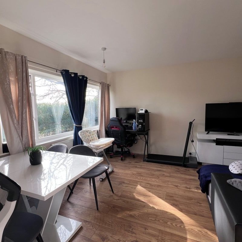 Eastfields - Photo 1