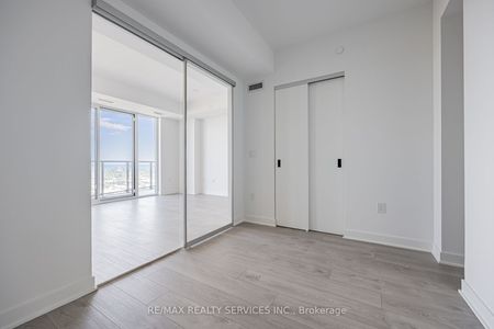 For Lease - 36 Zorra Street Unit# 2007, Toronto, Ontario - Photo 5